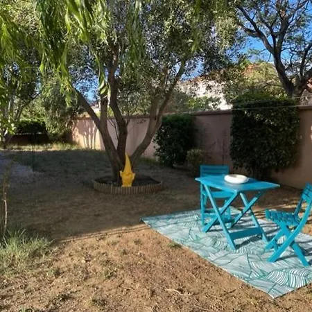 Jolie Maison Piscine 8 Mn A Pied Du Centre Et Plage Villa *